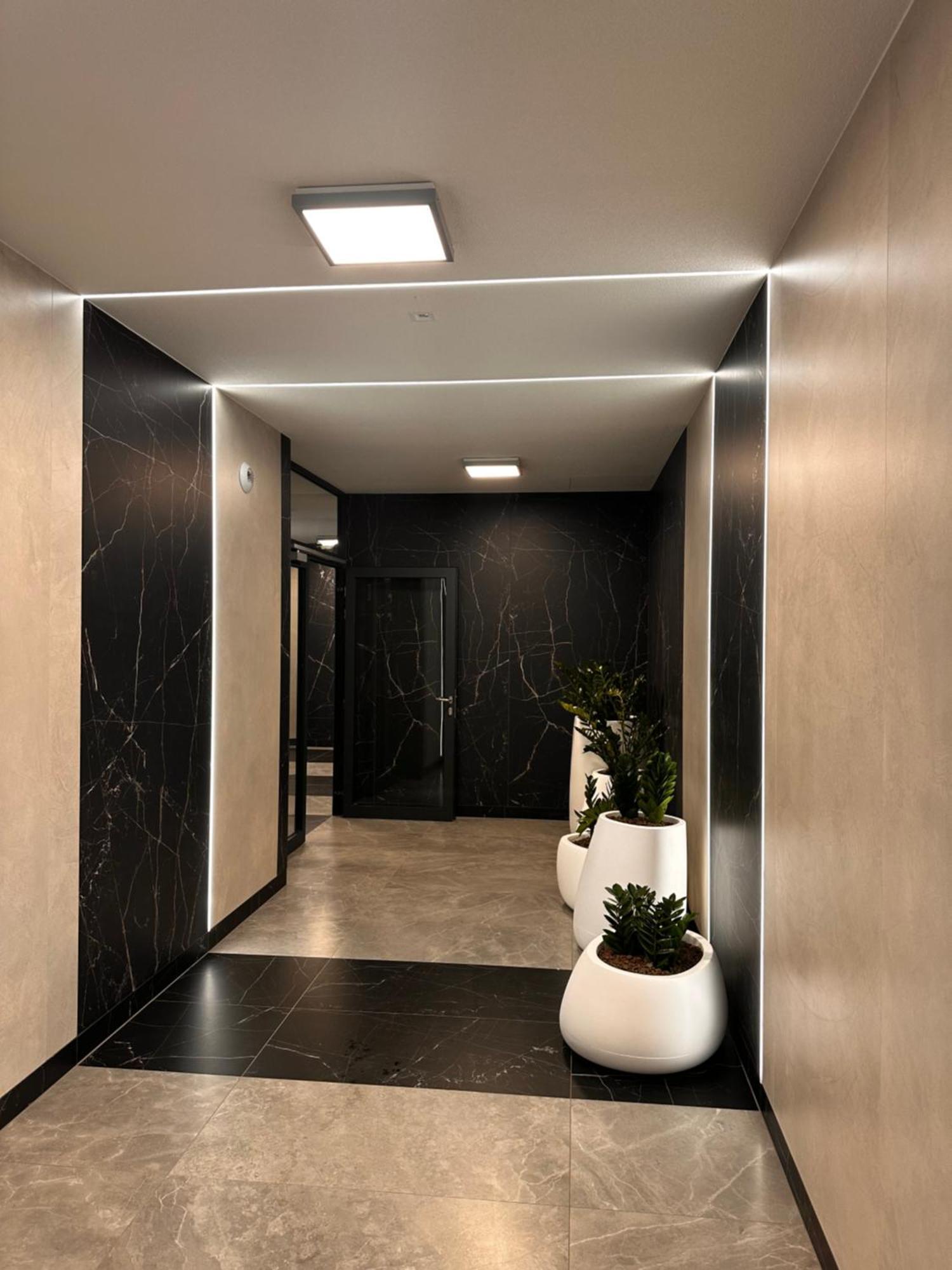 Freedom Apartment Krakow Centre ภายนอก รูปภาพ